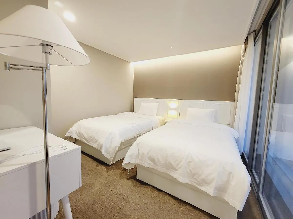 Best Travel In Haeundae With Best Location Puszan 0*,  Dél-Korea